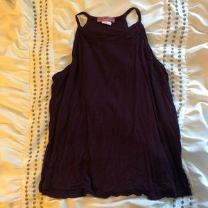 Maroon tank